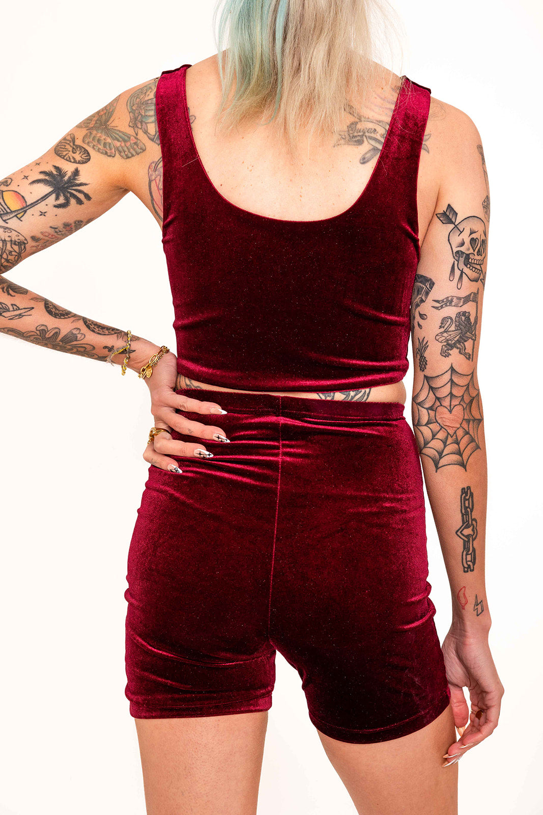 Stevie Shorts in Wine