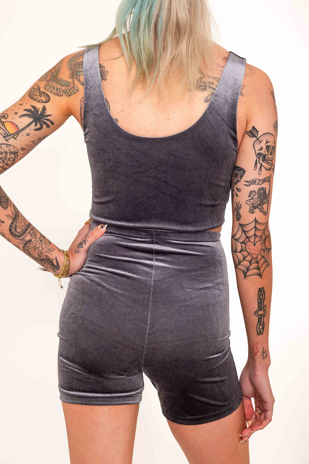 Stevie Shorts in Steel