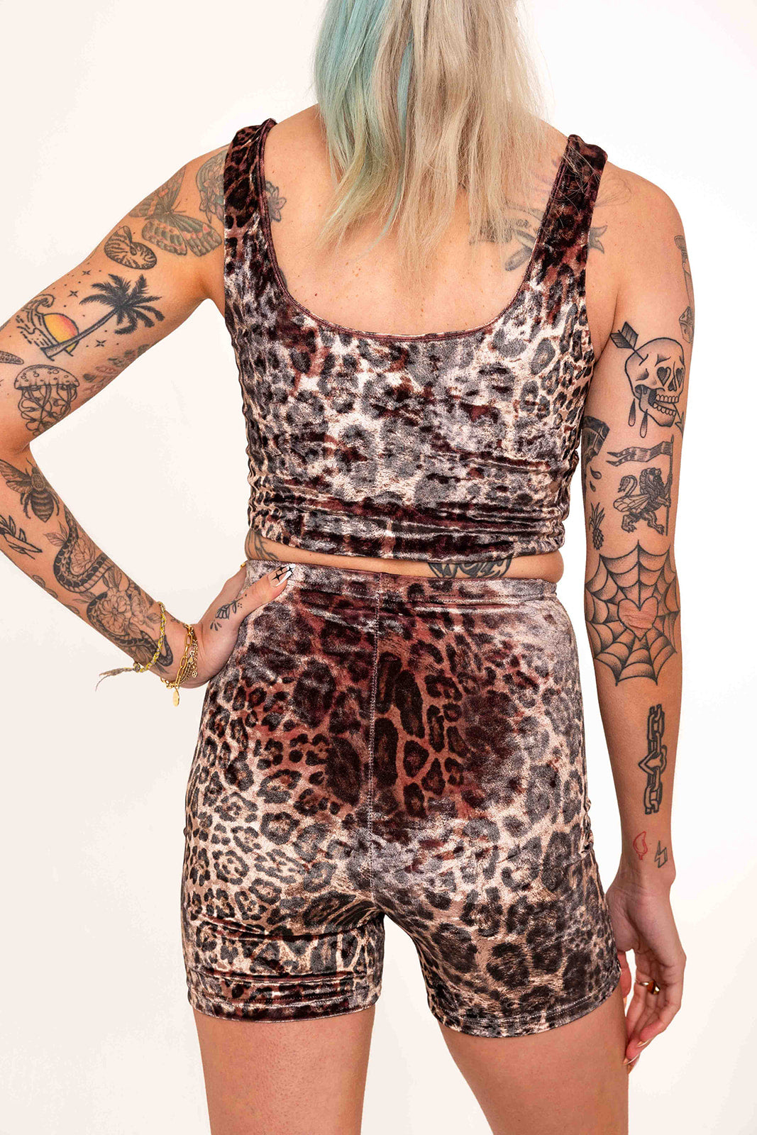 Stevie Shorts in Crushed Velvet - Dusky Pink Leopard