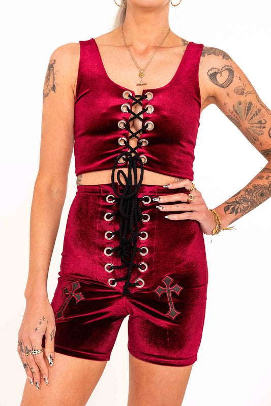 Buffy Shorts in Wine / Burgundy