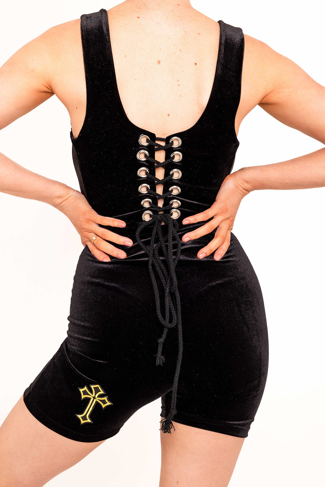 Buffy Shorts in Black / Gold