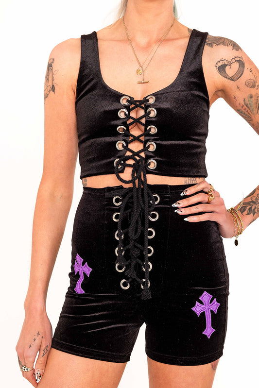 Buffy Shorts in Black / Purple