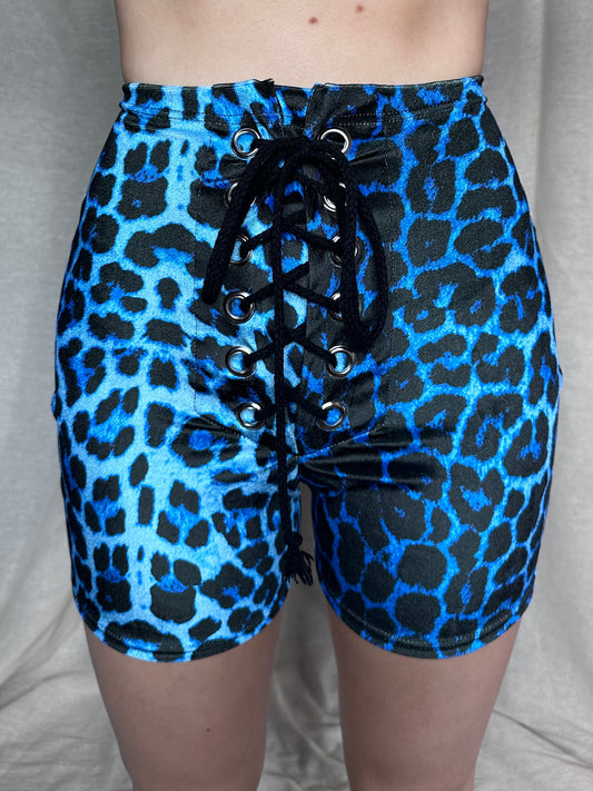 Stevie Shorts in Blue Leopard