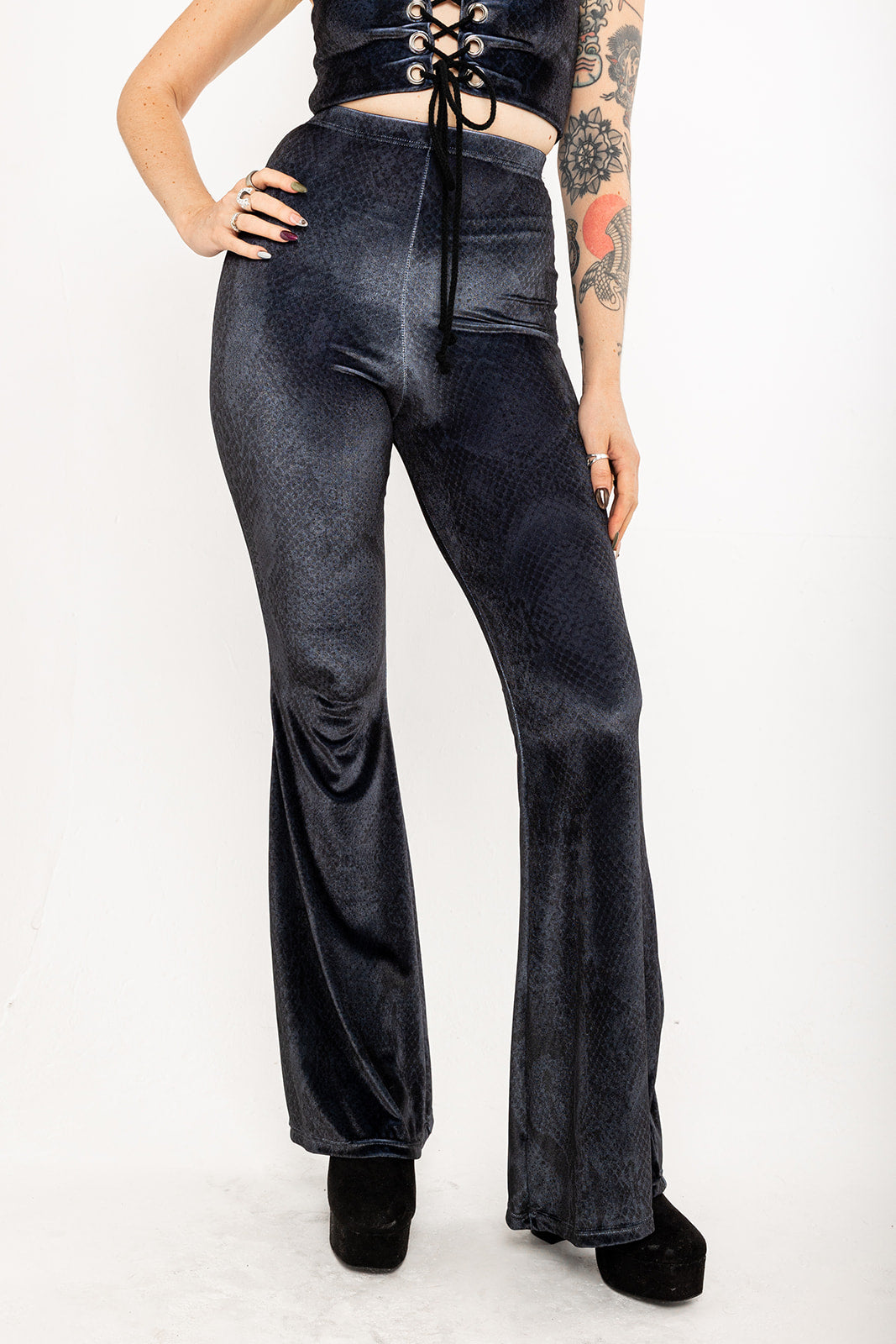 Flared Trousers - Serpent - Charcoal