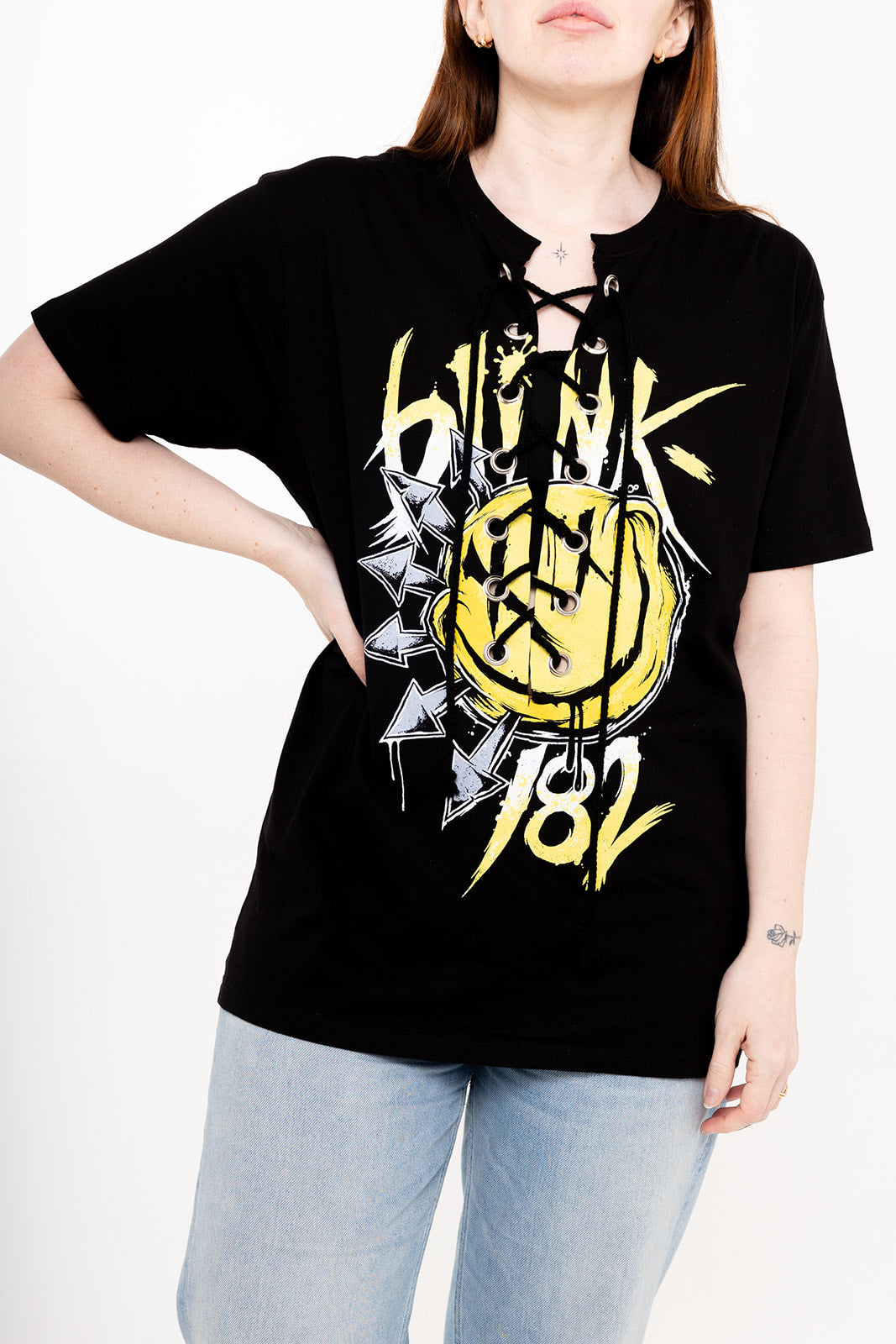 One off - Blink-182  - Black - Smiley - Lace Up T-shirt