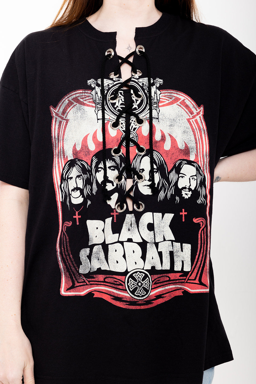One off - Black sabbath - Lace up T-shirt