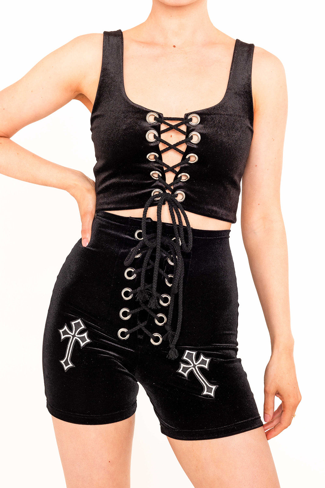 Buffy Shorts in Black / Silver