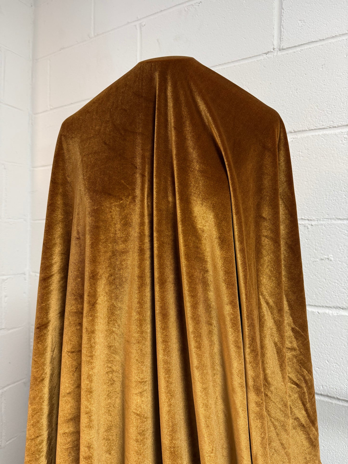 EXCLUSIVE COLOUR - Honey