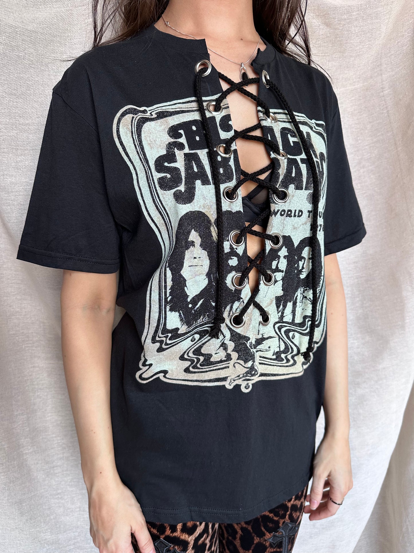 Black Sabbath  - Black - Lace Up T-shirt