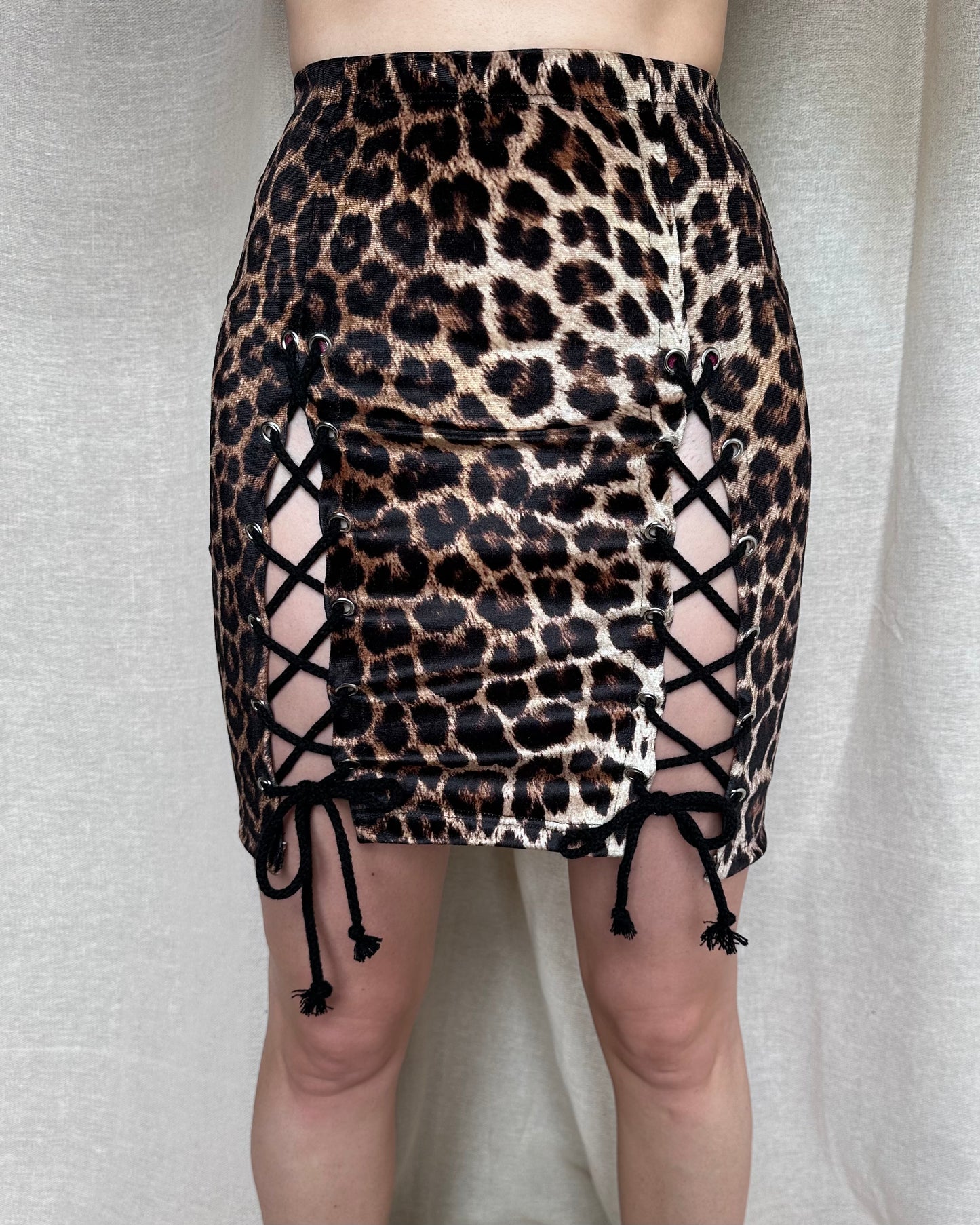 Kiss Skirt - Golden Leopard