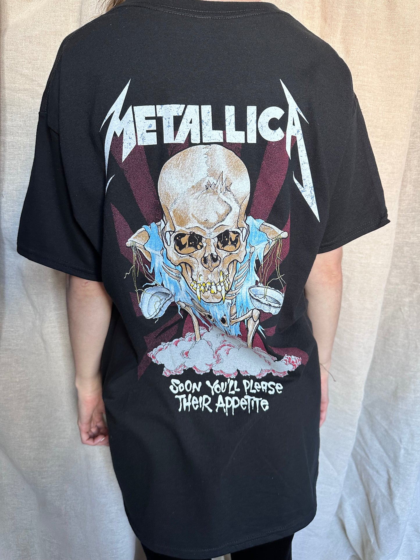 Metallica  - Black -Doris (back print) - Lace Up T-shirt