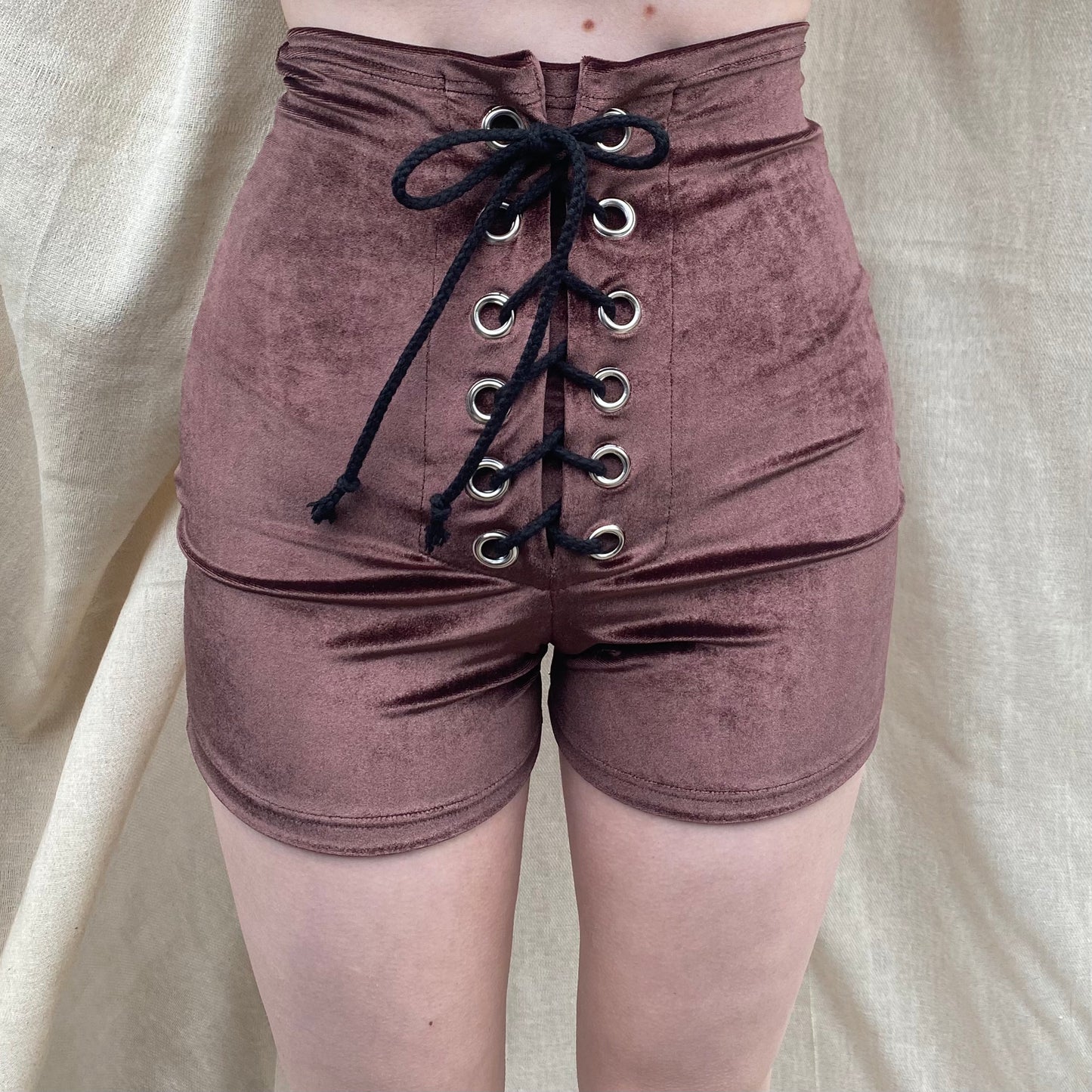 Stevie Shorts in Chocolate