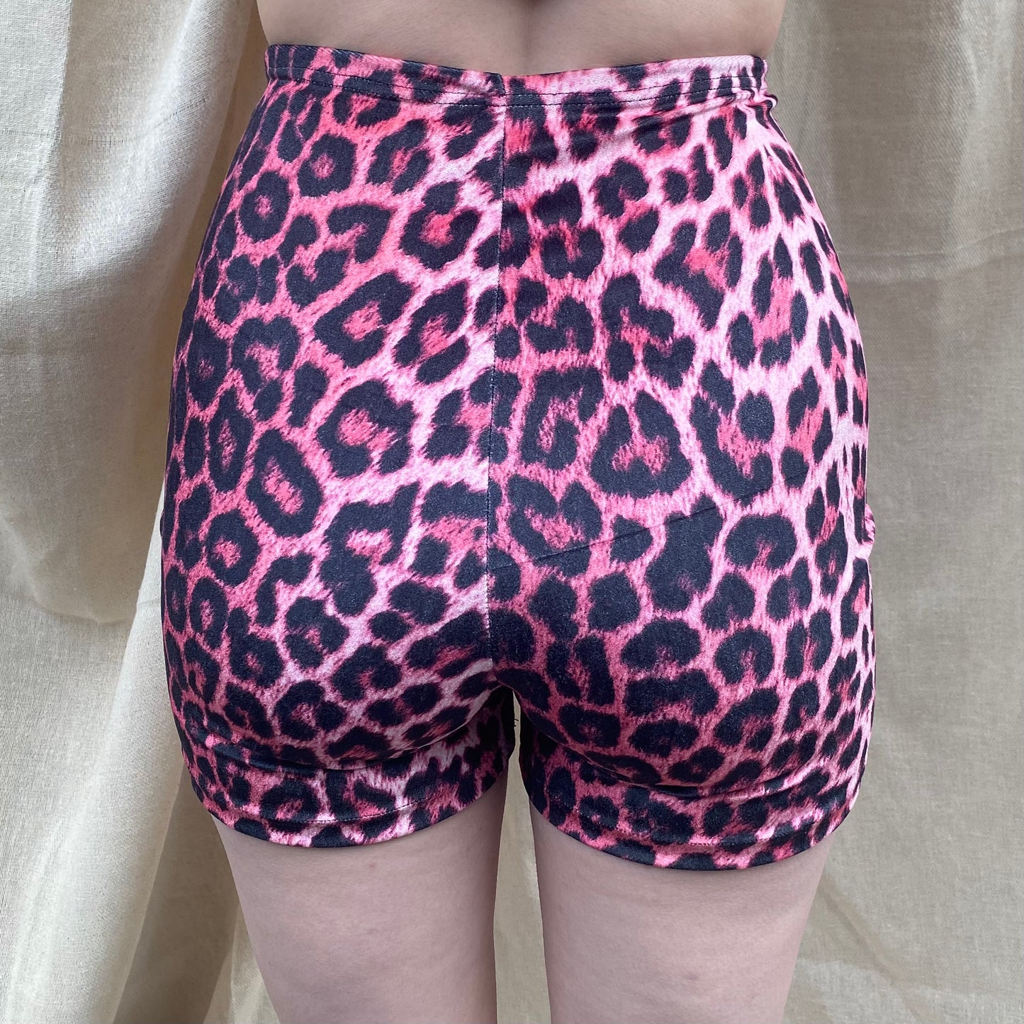 Stevie Shorts in Pink Leopard