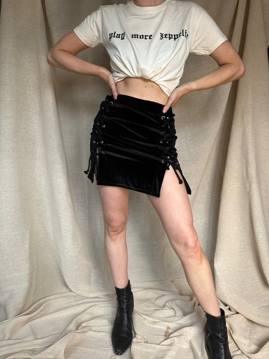 Kiss Skirt - Black